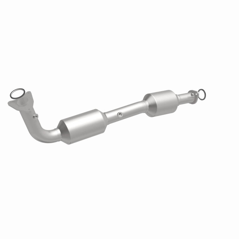 Toyota Tundra Catalytic Converter - Magnaflow - California Grade CARB Compliant Direct-Fit - `07-`13