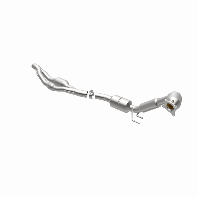 Audi TT Catalytic Converter - Magnaflow - California Grade CARB Compliant Direct-Fit - 2009