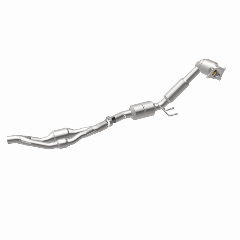Audi TT Catalytic Converter - Magnaflow - California Grade CARB Compliant Direct-Fit - 2009