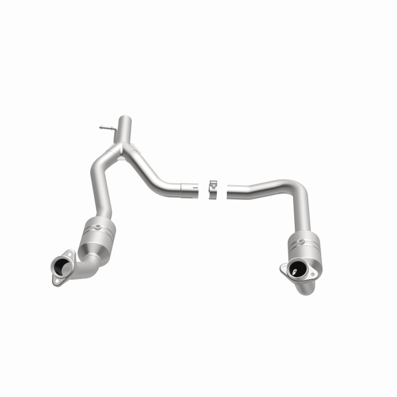 Ford E-150 Catalytic Converter - Magnaflow - Direct Fit, California Grade CARB Compliant - `09-`14