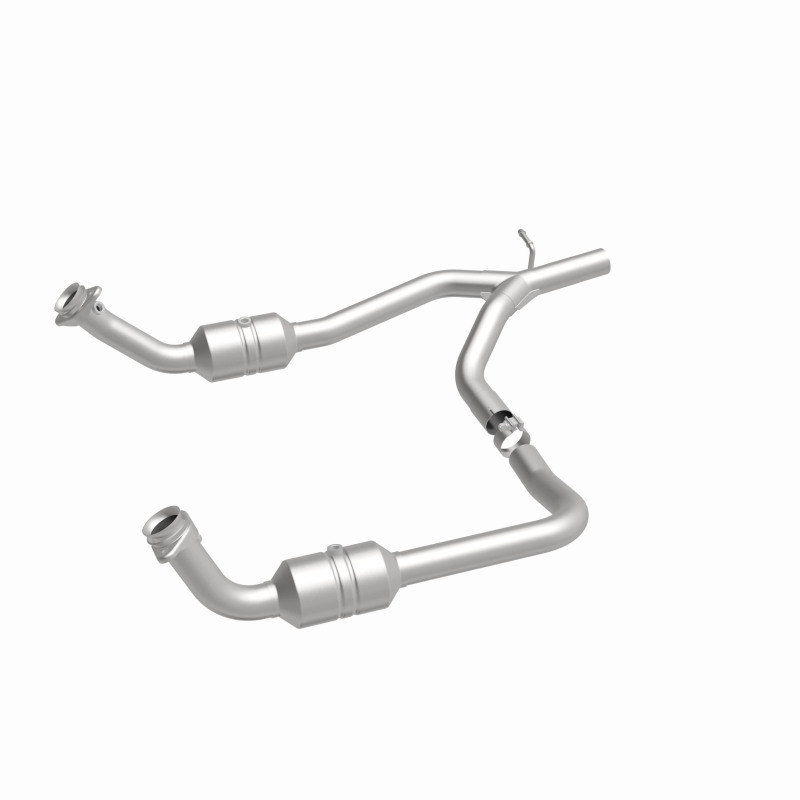 Ford E-150 Catalytic Converter - Magnaflow - Direct Fit, California Grade CARB Compliant - `09-`14