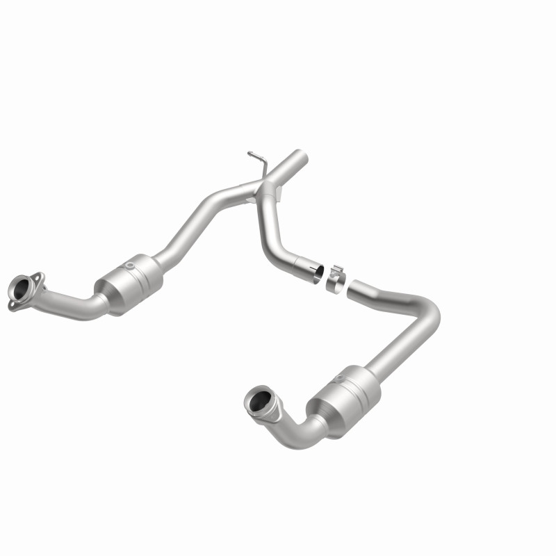 Ford E-150 Catalytic Converter - Magnaflow - Direct Fit, California Grade CARB Compliant - `09-`14