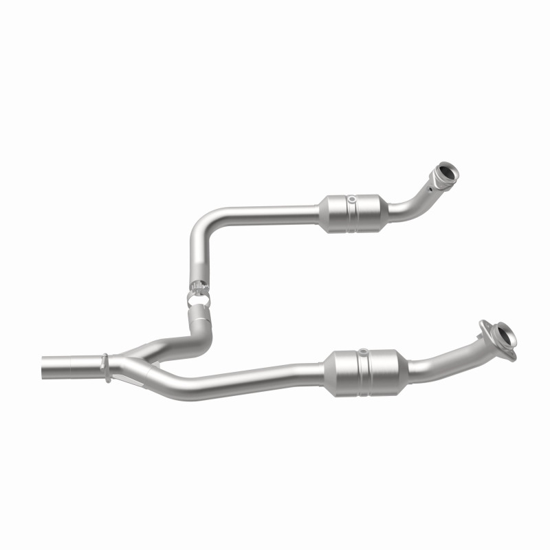 Ford E-150 Catalytic Converter - Magnaflow - Direct Fit, California Grade CARB Compliant - `09-`14