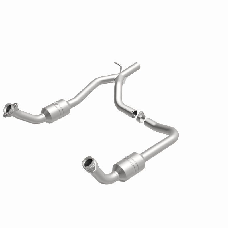 Ford E-250 Catalytic Converter - Magnaflow - Direct Fit, California Grade CARB Compliant - `09-`14