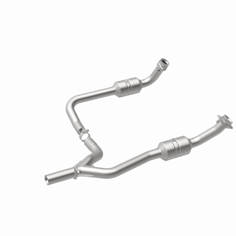 Ford E-250 Catalytic Converter - Magnaflow - Direct Fit, California Grade CARB Compliant - `09-`14