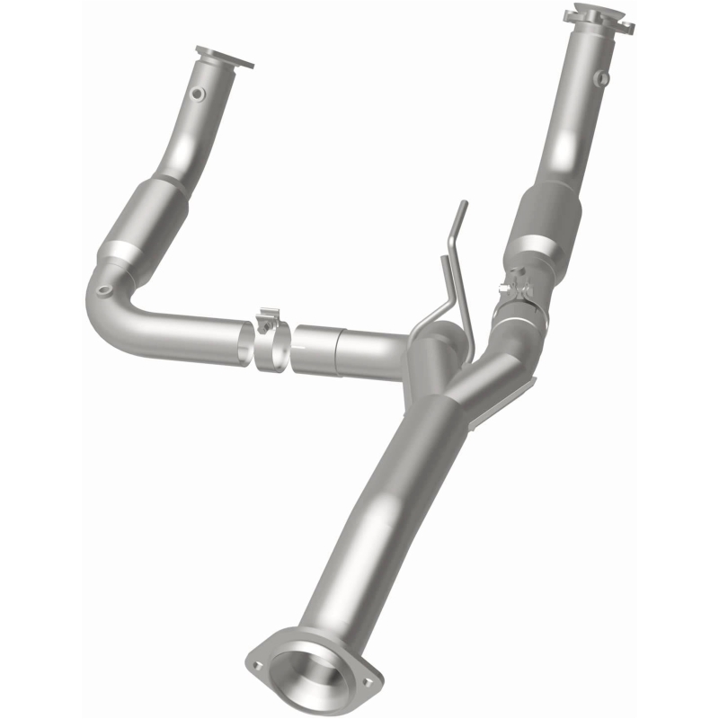GMC Sierra 2500 HD Catalytic Converter - Magnaflow - California Grade CARB Compliant Direct-Fit - 2011
