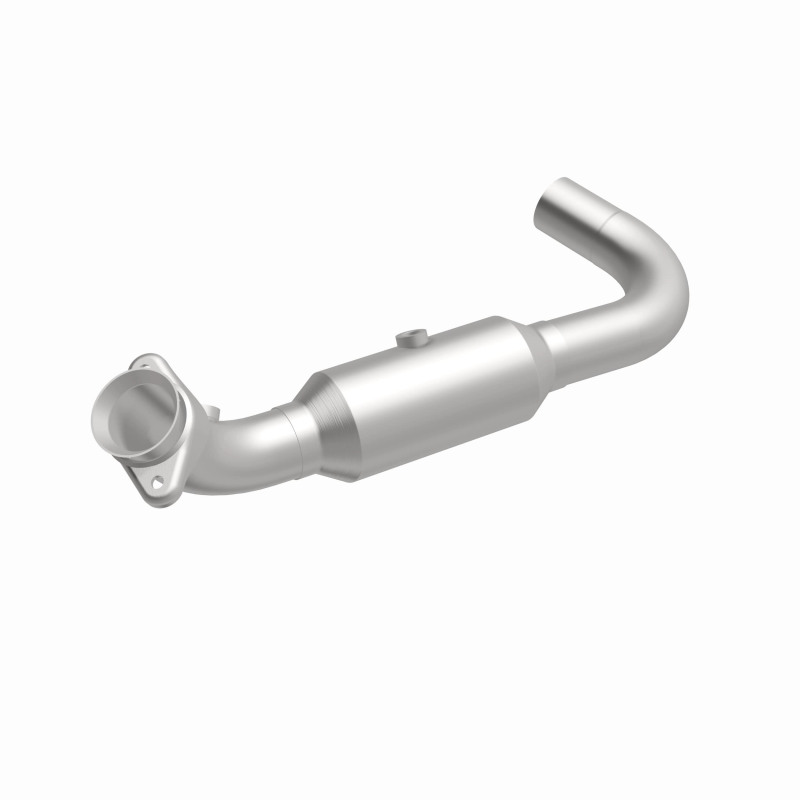 Ford Expedition Catalytic Converter - Magnaflow - California Grade CARB Compliant Direct-Fit - `07-`08