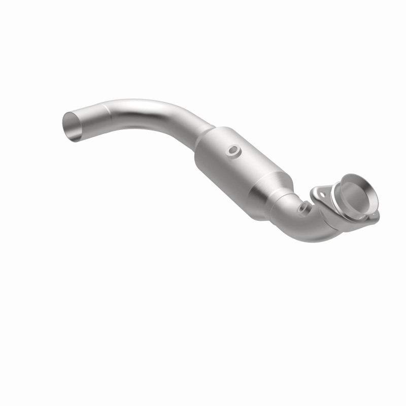 Ford Expedition Catalytic Converter - Magnaflow - California Grade CARB Compliant Direct-Fit - `07-`08