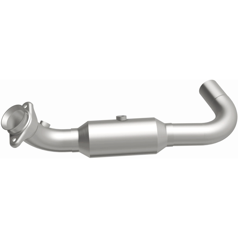 Ford Expedition Catalytic Converter - Magnaflow - California Grade CARB Compliant Direct-Fit - `07-`08