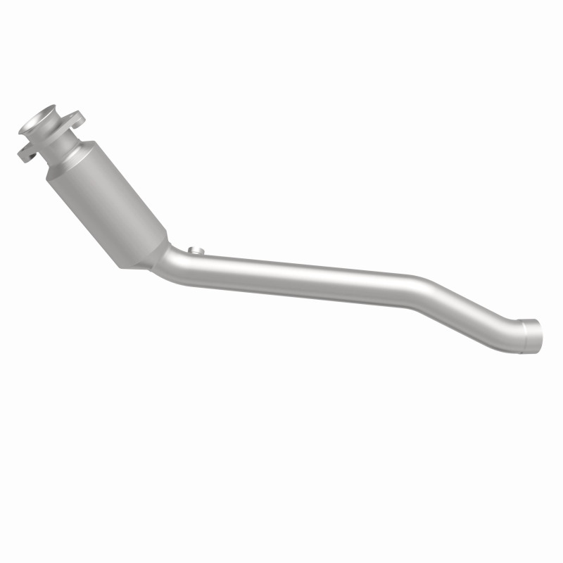 Land Rover LR4 Catalytic Converter - Magnaflow - California Grade CARB Compliant Direct-Fit, Spun Body, 409 Stainless Steel - `10-`13