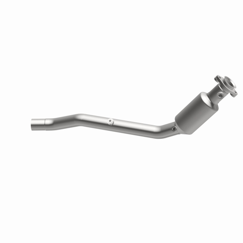 Land Rover LR3 Catalytic Converter - Magnaflow - California Grade CARB Compliant Direct-Fit - `07-`09