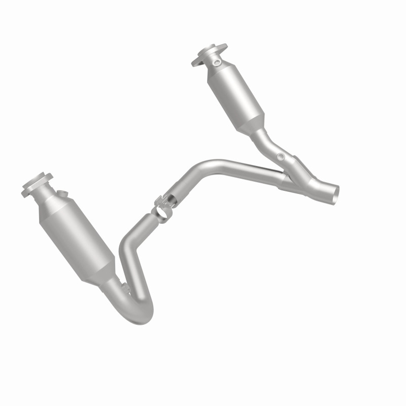 Chrysler Aspen Catalytic Converter - Magnaflow - California Grade CARB Compliant Direct-Fit - 2007