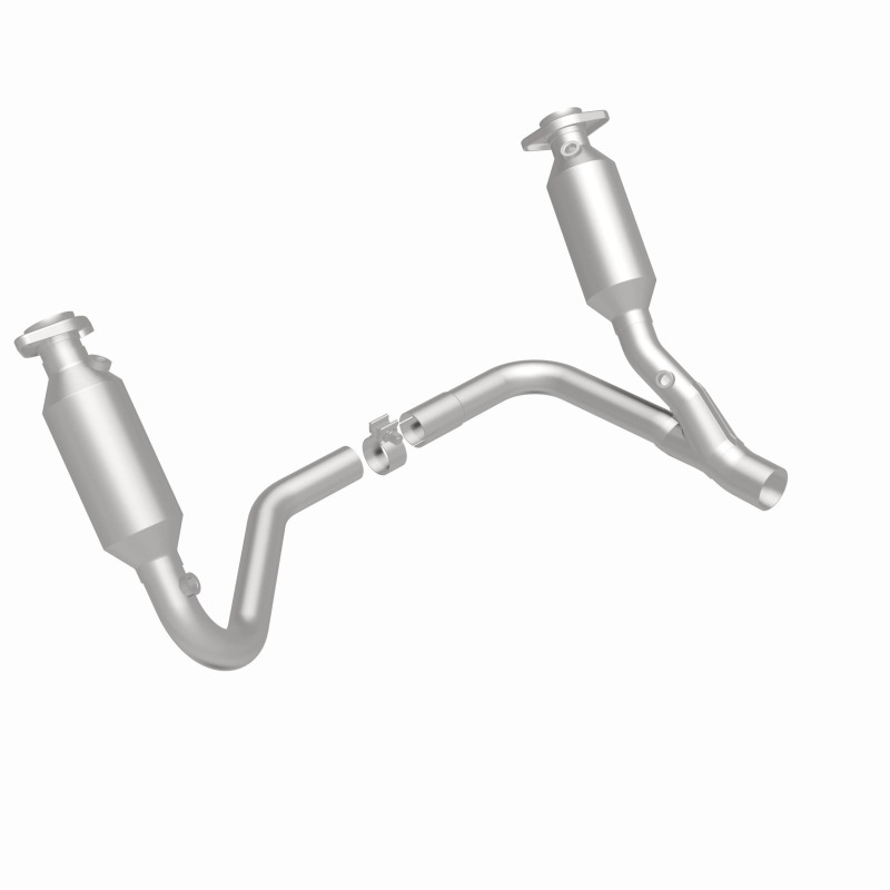 Chrysler Aspen Catalytic Converter - Magnaflow - California Grade CARB Compliant Direct-Fit - 2007
