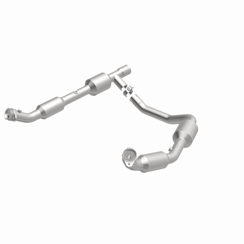 Ford E-150 Club Wagon Catalytic Converter - Magnaflow - Direct Fit - `04-`05