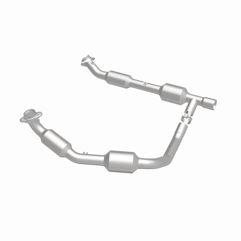 Ford E-250 Catalytic Converter - Magnaflow - Direct Fit - 2006