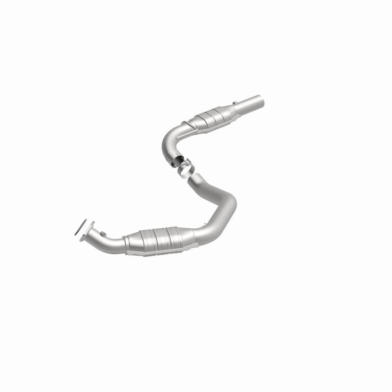 Chevrolet Express 2500 Catalytic Converter - Magnaflow - California Grade CARB Compliant, Direct-Fit - 2006