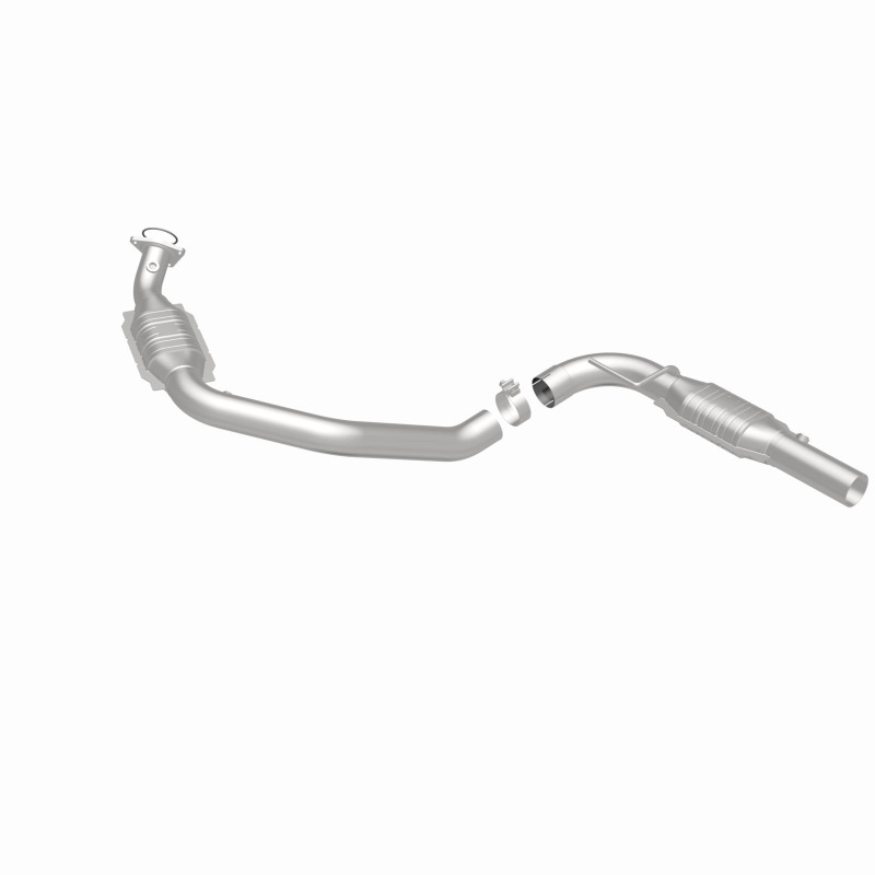 Chevrolet Express 3500 Catalytic Converter - Magnaflow - California Grade CARB Compliant, Direct-Fit - 2006