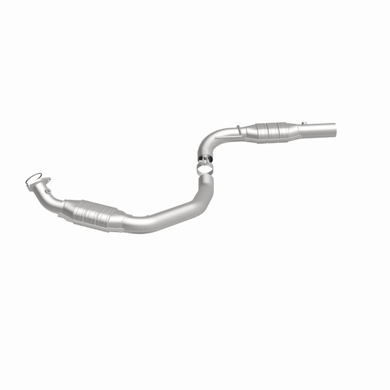 Chevrolet Express 3500 Catalytic Converter - Magnaflow - California Grade CARB Compliant, Direct-Fit - 2006