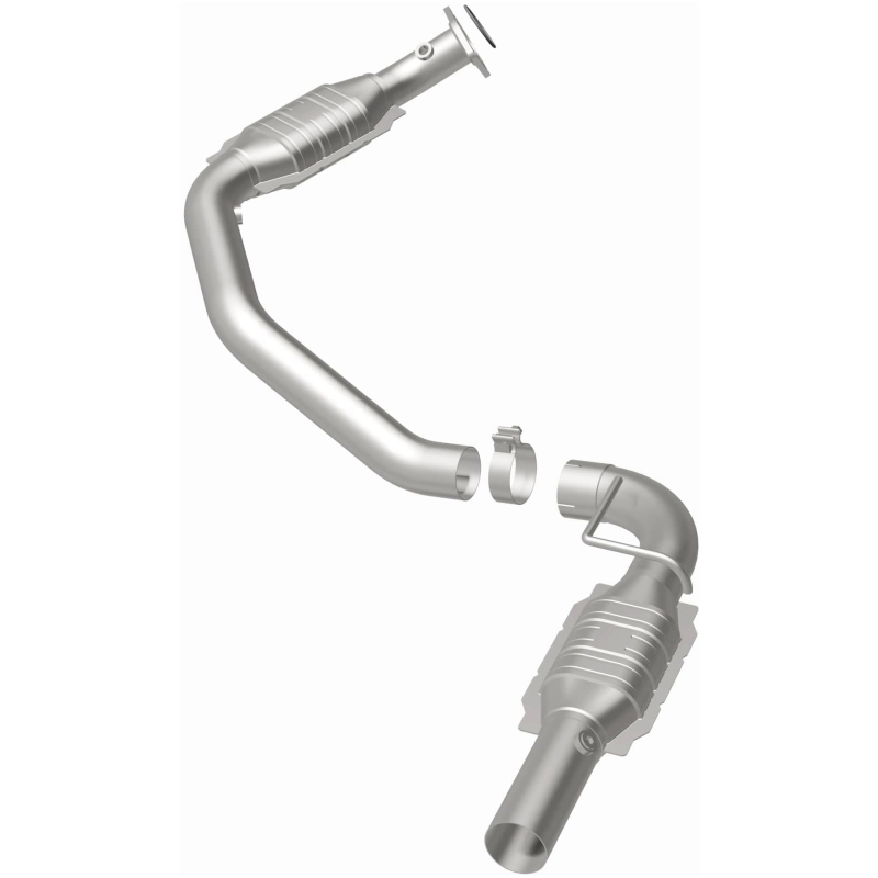 GMC Savana 3500 Catalytic Converter - Magnaflow - California Grade CARB Compliant, Direct-Fit - 2006