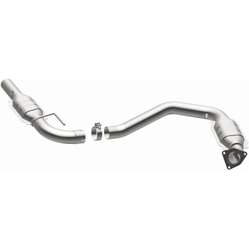 GMC Savana 3500 Catalytic Converter - Magnaflow - California Grade CARB Compliant, Direct-Fit - 2006