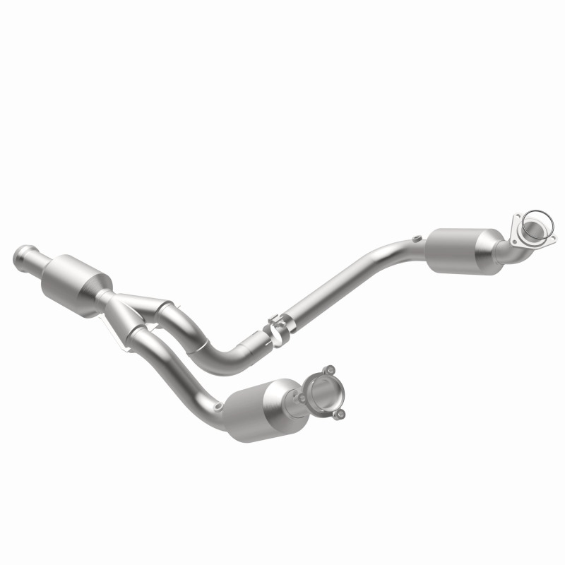 GMC Sierra 1500 Catalytic Converter - Magnaflow - California Direct-Fit - `09-`13
