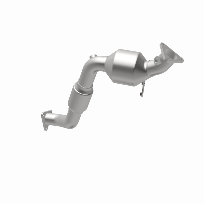 Volkswagen Touareg Catalytic Converter - Magnaflow - California Direct-Fit - 2010
