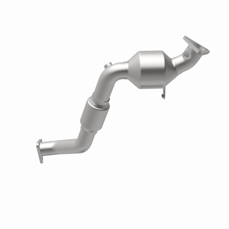 Volkswagen Touareg Catalytic Converter - Magnaflow - California Direct-Fit - 2010