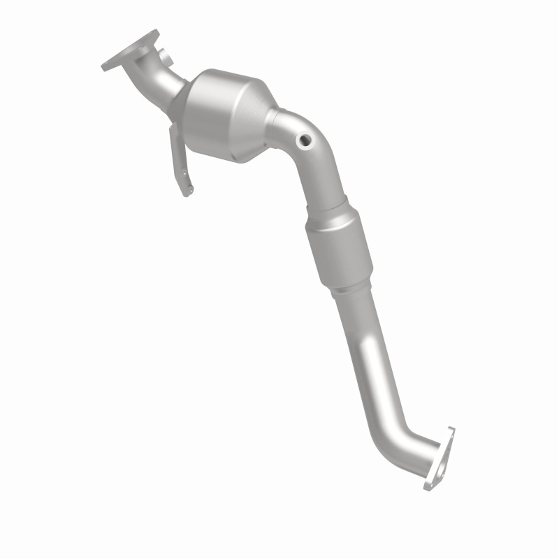 Volkswagen Touareg Catalytic Converter - Magnaflow - California Direct-Fit - 2010