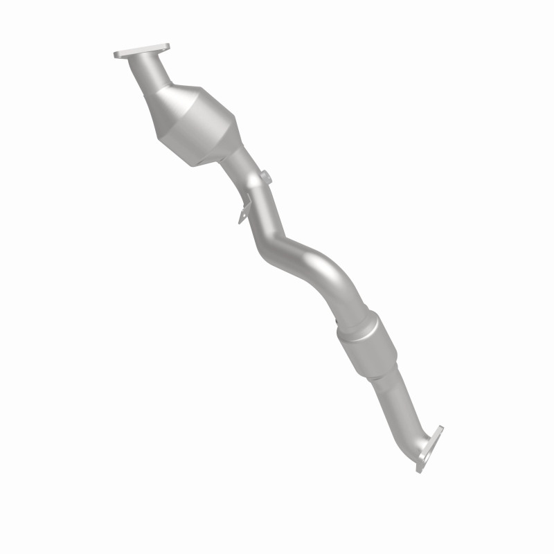 Volkswagen Touareg Catalytic Converter - Magnaflow - California Grade CARB Compliant Direct-Fit - 2010