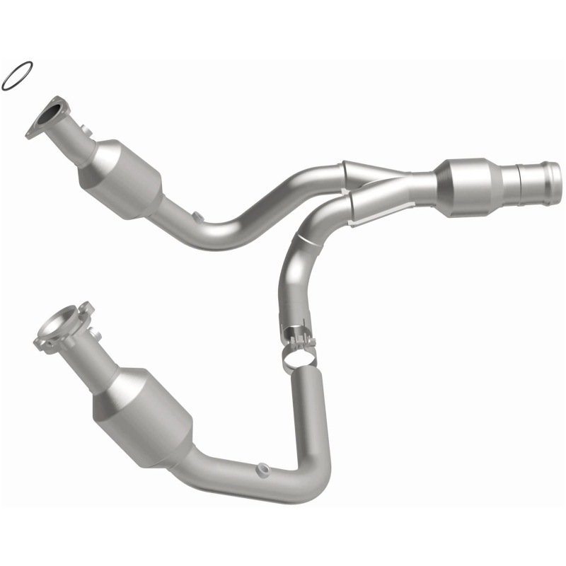 GMC Yukon XL Catalytic Converter - Magnaflow - California Grade CARB Compliant - `15-`16