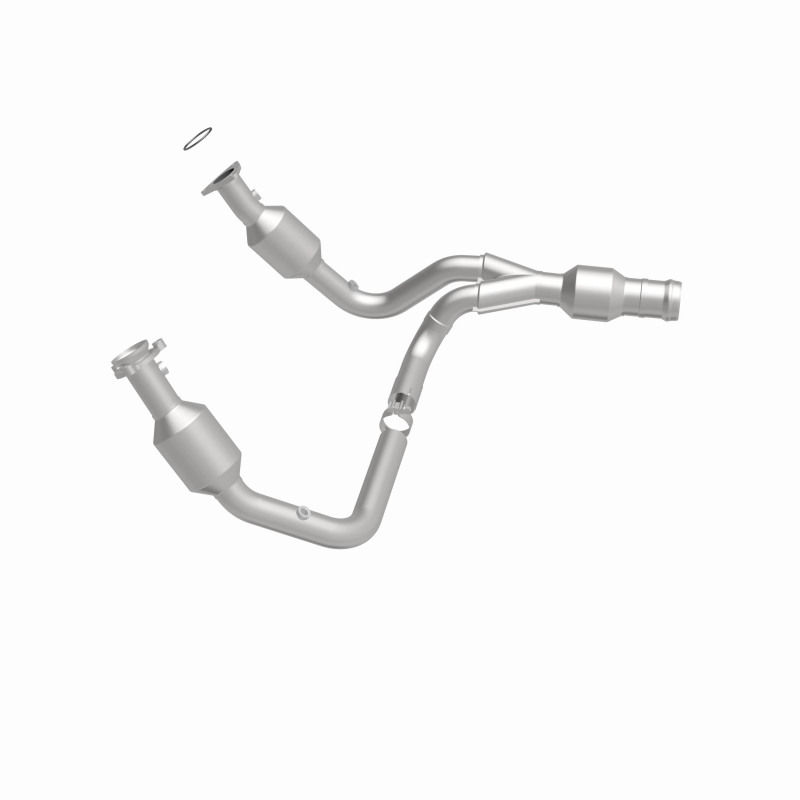 GMC Yukon XL Catalytic Converter - Magnaflow - California Grade CARB Compliant - `15-`16