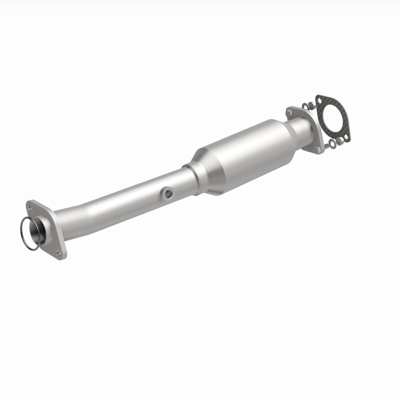 Nissan Armada Catalytic Converter - Magnaflow - Direct Fit - `05-`06