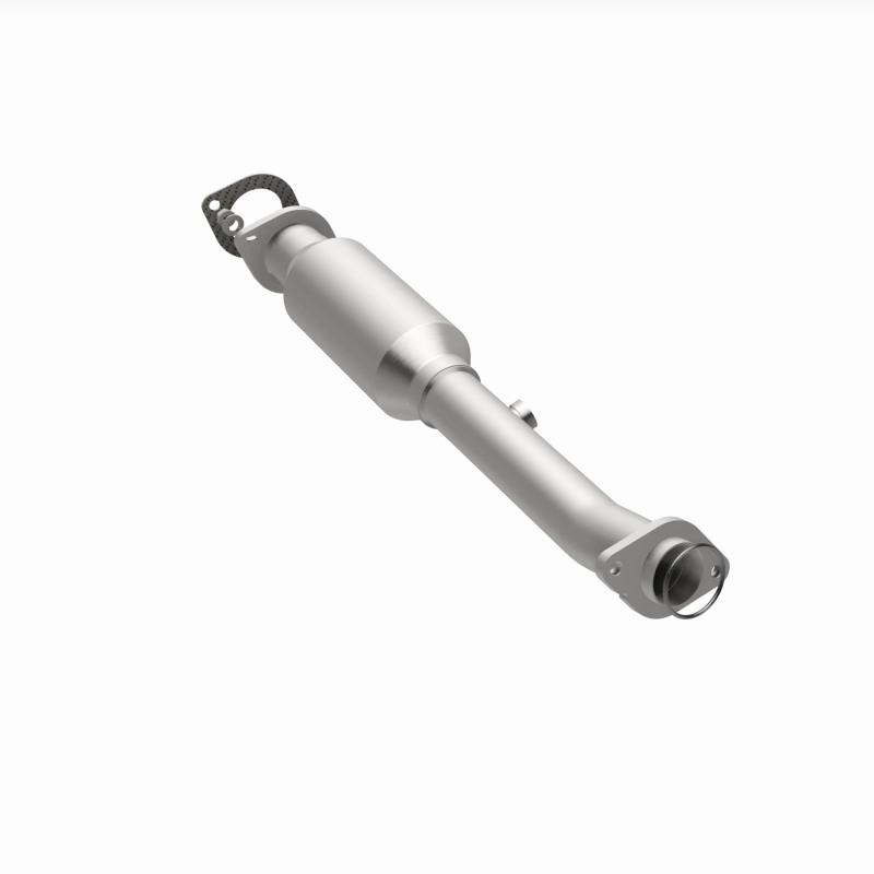 Nissan Titan Catalytic Converter - Magnaflow - Direct Fit - `05-`06