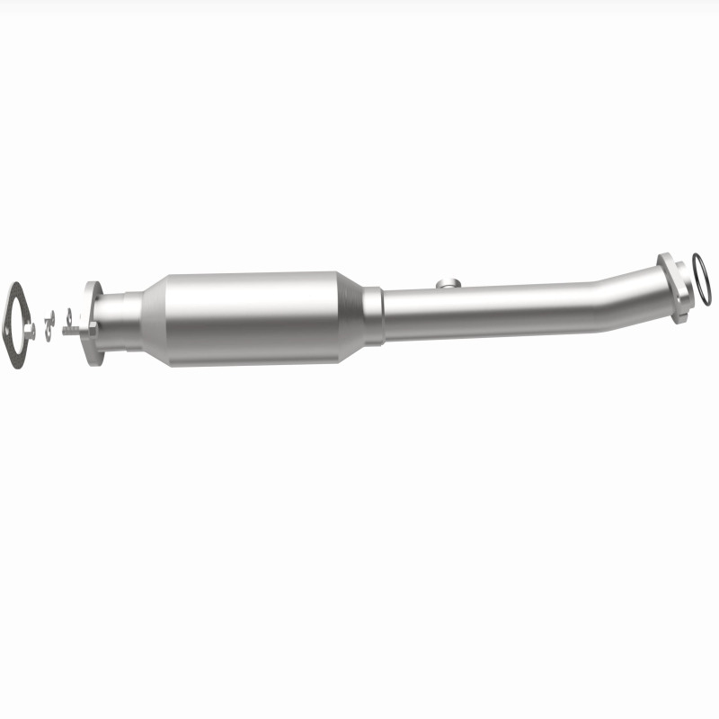 Nissan Titan Catalytic Converter - Magnaflow - Direct Fit - `05-`06