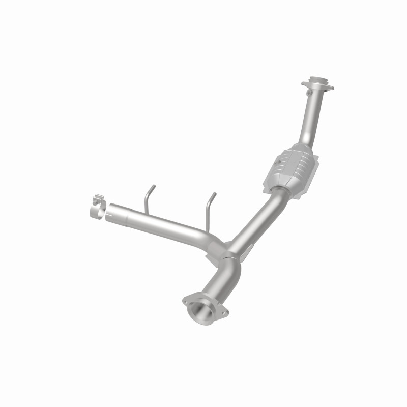 Ford Expedition Catalytic Converter - Magnaflow - HM Grade Direct-Fit - `05-`06