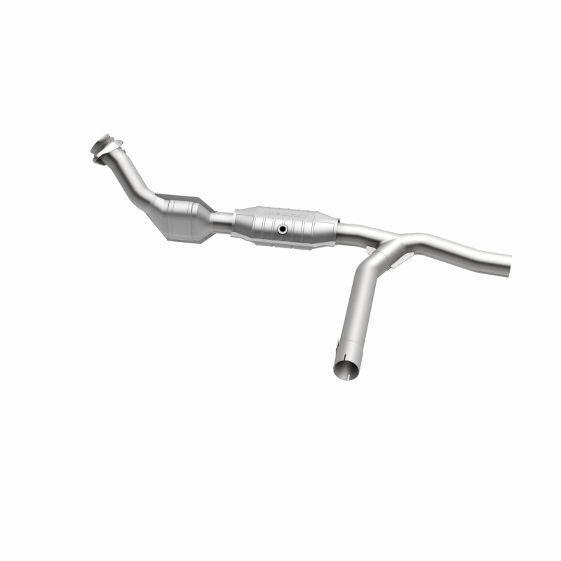 Ford Expedition Catalytic Converter - Magnaflow - HM Grade Direct-Fit - `01-`02