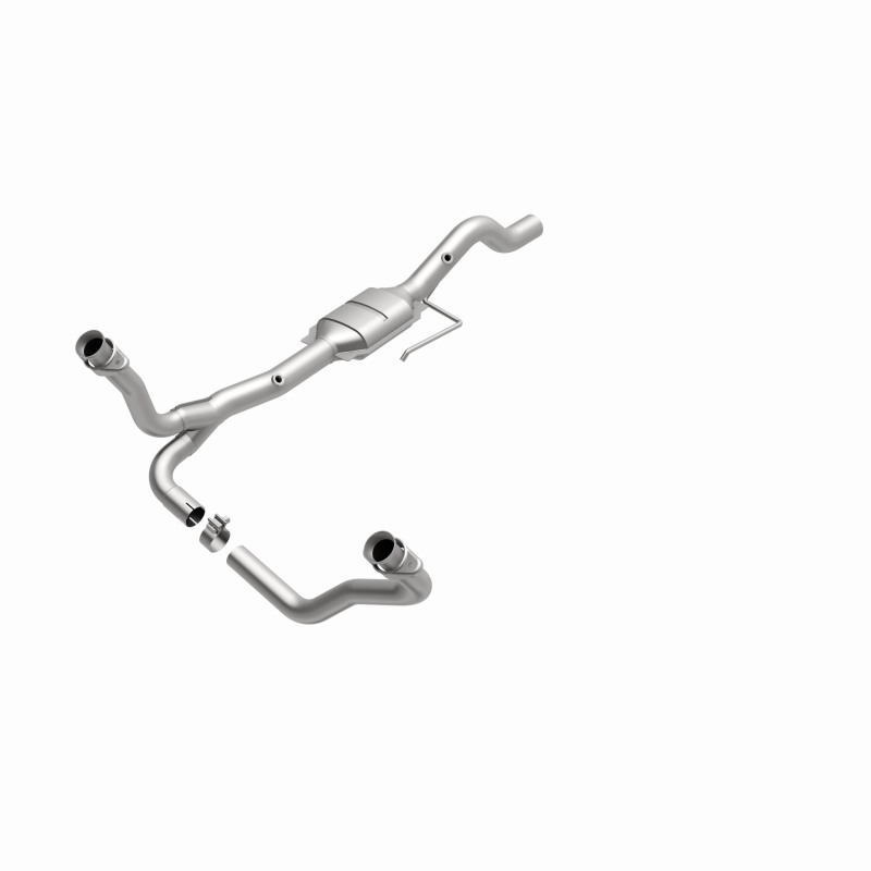 Dodge Durango Catalytic Converter - Magnaflow - HM Grade Direct-Fit, Federal/EPA Compliant - `00-`03