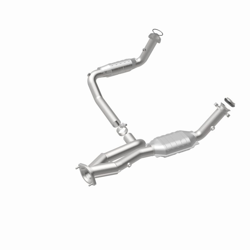 Chevrolet Silverado 1500 Catalytic Converter - Magnaflow - Direct-Fit - `99-`06