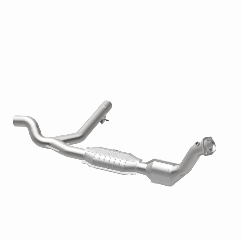 Ford Expedition Catalytic Converter - Magnaflow - HM Grade Federal/EPA Compliant Direct-Fit - `99-`00