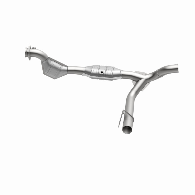 Ford F-150 Catalytic Converter - Magnaflow - Direct Fit, HM Grade - `01-`03