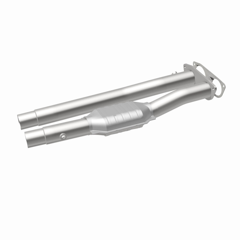 Chevrolet K2500 Catalytic Converter - Rear - Magnaflow - HM Grade, Direct-Fit - `96-`00