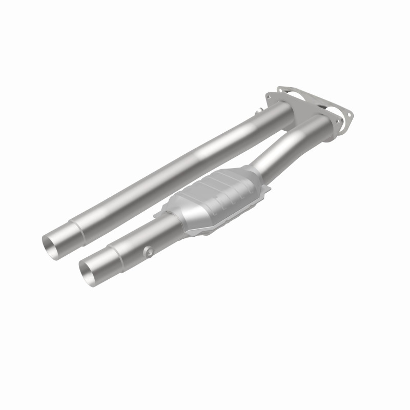 Chevrolet K2500 Catalytic Converter - Rear - Magnaflow - HM Grade, Direct-Fit - `96-`00