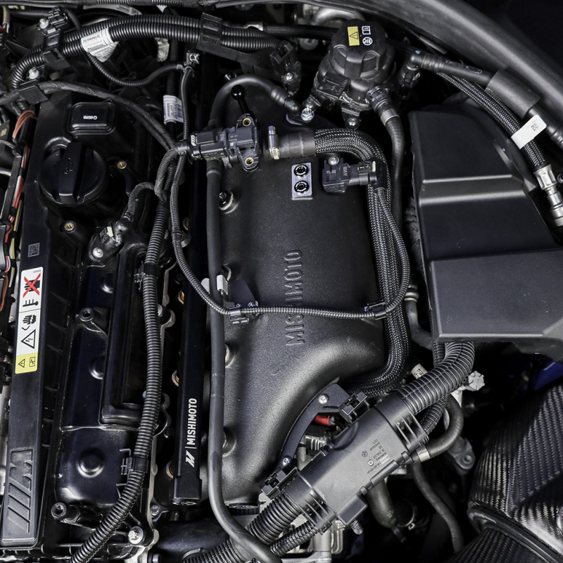 BMW M2 Intercooler Kit - Mishimoto - Performance Charge Air Cooler Manifold, Bar-and-Plate Core, Cast Aluminum, TIG-Welded - Black - `23-`27