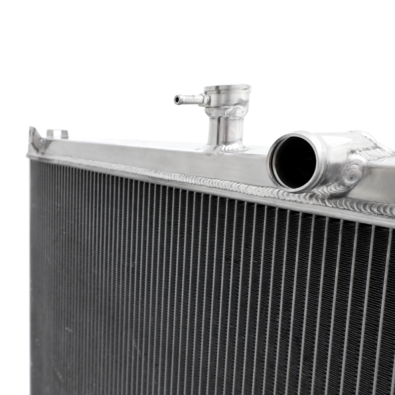 Nissan Titan Radiator - Mishimoto - Aluminum, 2-row core - `04-`10