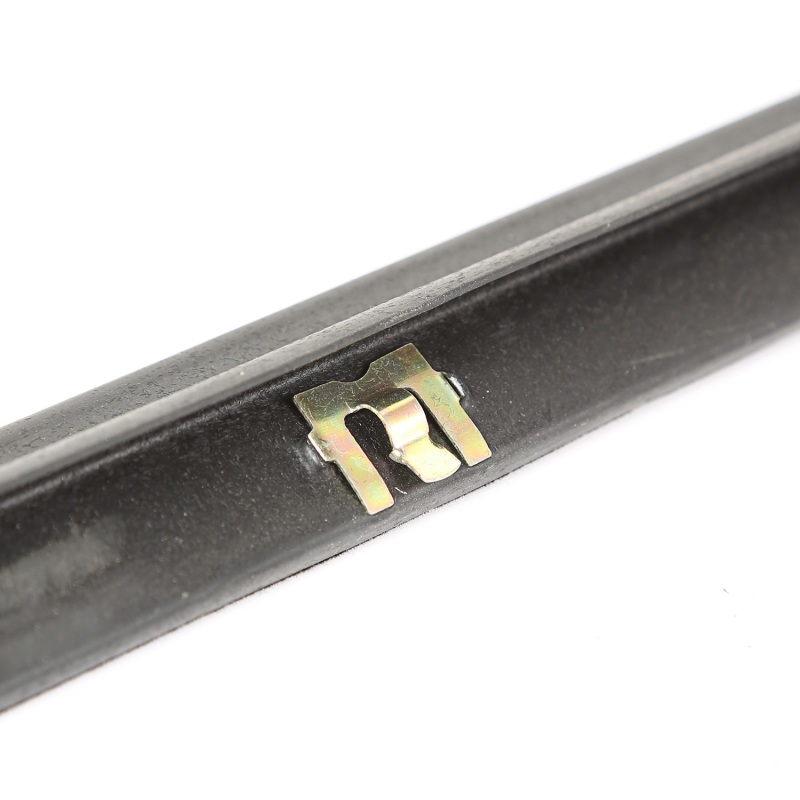 Jeep Wrangler TJ Door Glass Seal - Right Outer - OMIX - Rubber - `97-`06