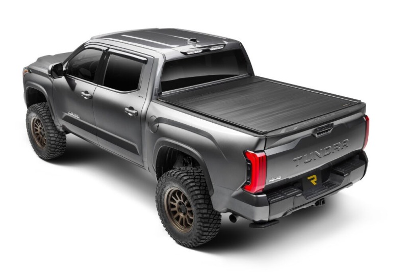 Toyota Tacoma Tonneau Cover - Retrax - Retrax EQ - `24-`25
