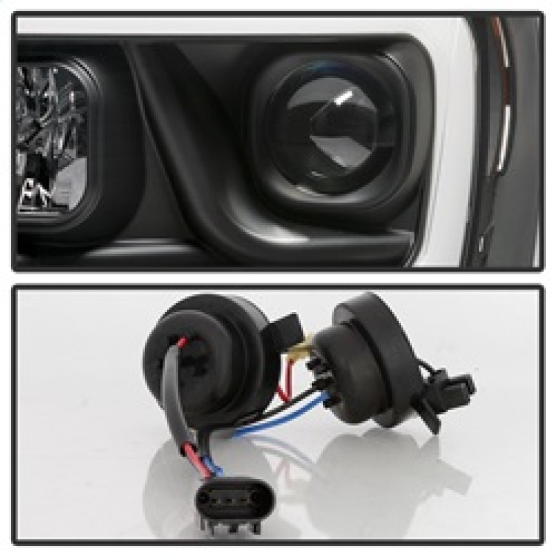 Dodge Ram 1500 Headlight Set - SPYDER - Version 2 - Light Bar DRL - Projector - Black - `06-`08