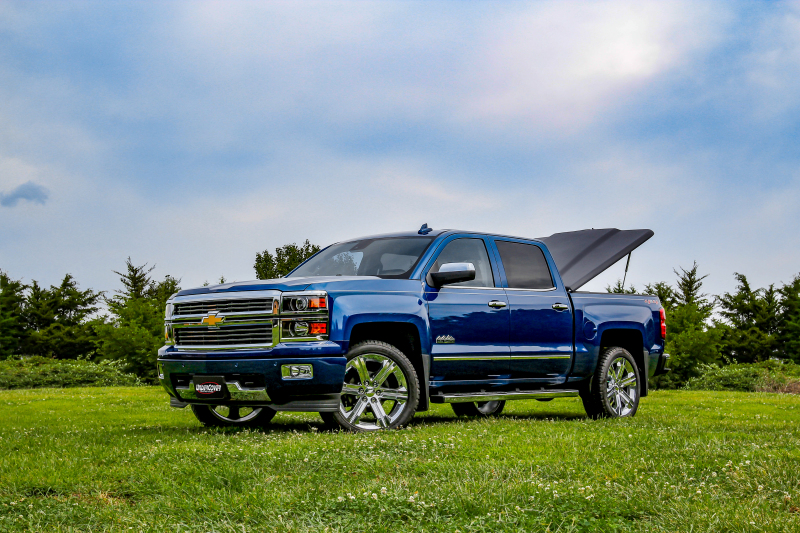 Chevrolet Silverado 1500 Tonneau Cover - Undercover - Elite - Black Textured - `14-`18