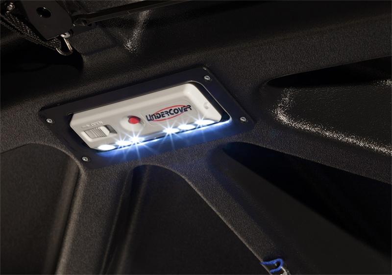 Chevrolet Silverado 1500 Tonneau Cover - Undercover - Elite - Black Textured - `14-`18