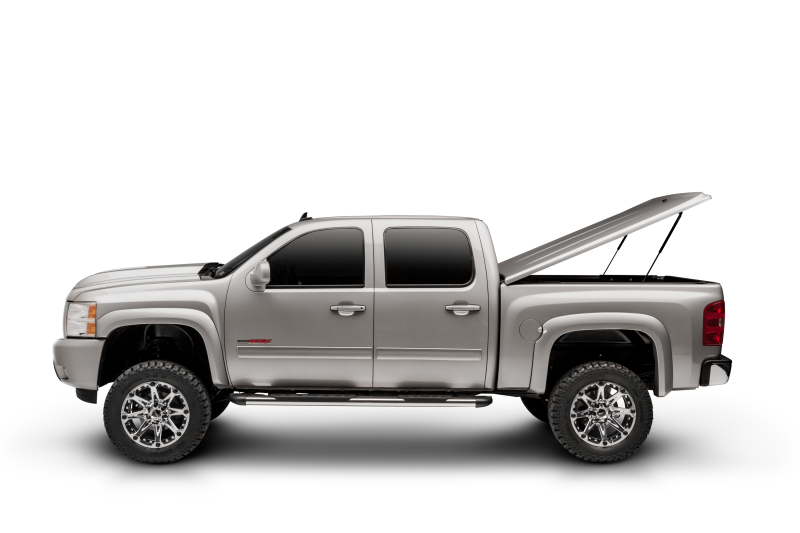 Chevrolet Colorado Tonneau Cover - Undercover - LUX - Summit White - `15-`22